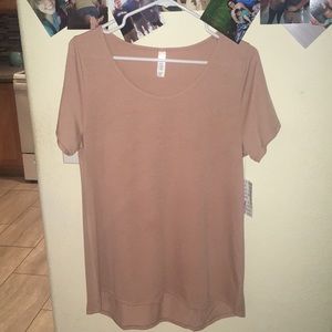 Lularoe classic tee